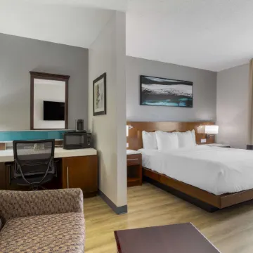 Comfort Suites Kodak Sevierville Отели в г. Севьервилл
