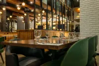 Radisson Hotel & Suites Fort McMurray - Morgenmad