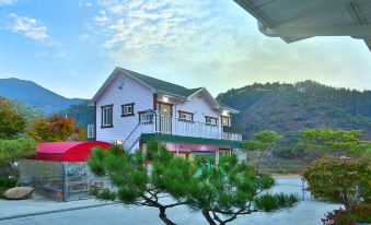 Gongju Magoksa Healing Pension