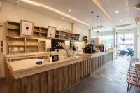 RedDoorz Plus at Eskole Itera Lampung Hotels in Way Kandis