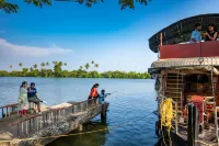 Coco Houseboats Hotel a Kainakary South
