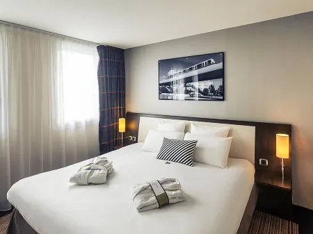 Hôtel Mercure Rennes Cesson Отели в г. Домлу