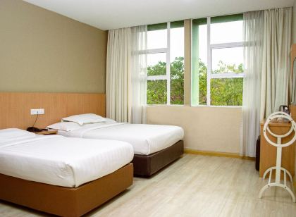 Capital O 89344 Labuan Avenue Hotel