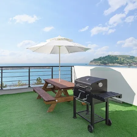 Namhae Annyeong Noeul Pool Villa