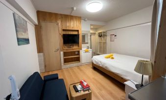 Rhodes Kagurazaka Hotel