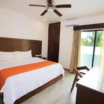 We Hotels