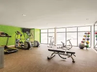 La Quinta Inn & Suites by Wyndham Portland Hotels near Arts District