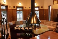 Pension Asangi - غرفة مطلة على الجبل