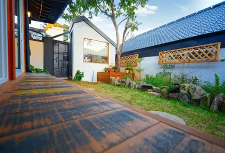 Jeonju Hanok Geugot Stay Отели в г. Чонджу