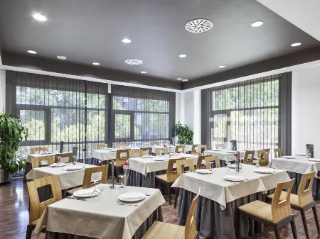 Aparthotel Attica 21 Vallés Отели в г. Valles Occidental