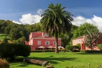 Solar de Lalém Hotels near Pequena Rota PR21 SMI - Salto da Farinha - Podrão das Alminhas