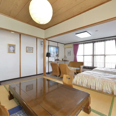 Yumoto Miyoshi