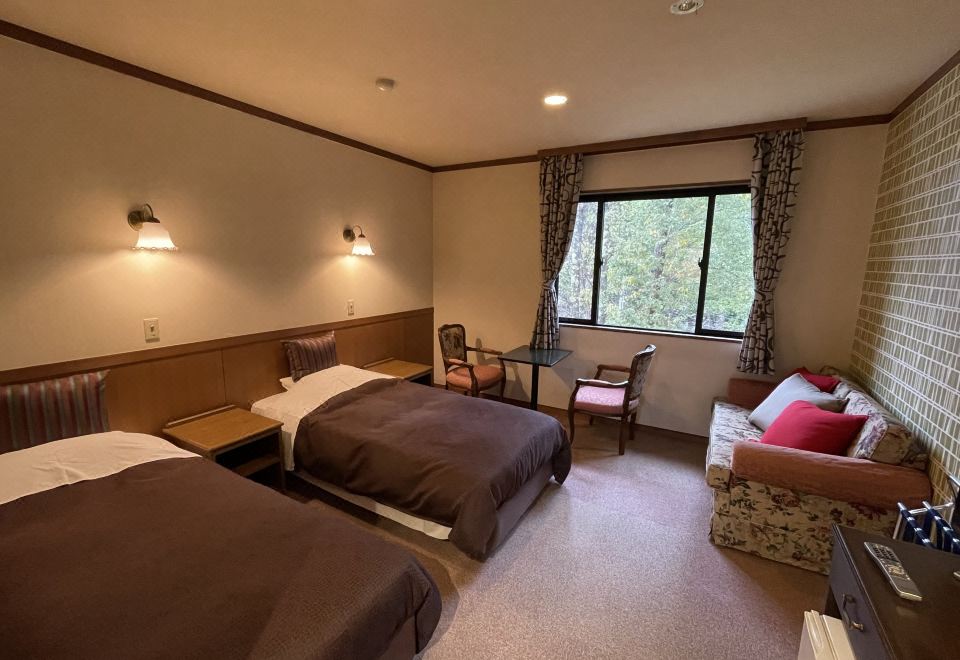 Hotel Heidi Over view