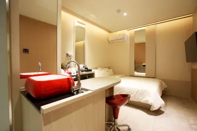 Myeonmok Amiga Hotel in zona Yongma Land