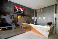 Hotel Familia - Airport Shuttle