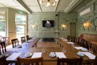 Worplesdon Place Hotel Hotels in Worplesdon