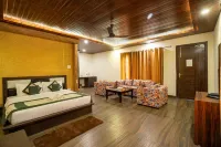 Skywood Resort Hotels in Kandaghat