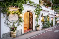 Hotel Royal Prisco Hotels near Elisir di Positano
