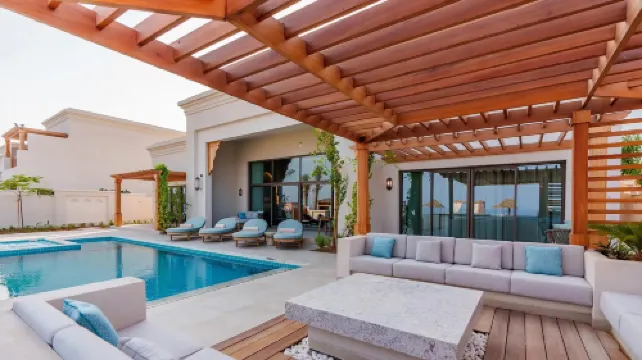 納馬海灘別墅及温泉