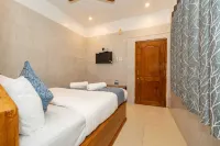 Hotel Arya Grand