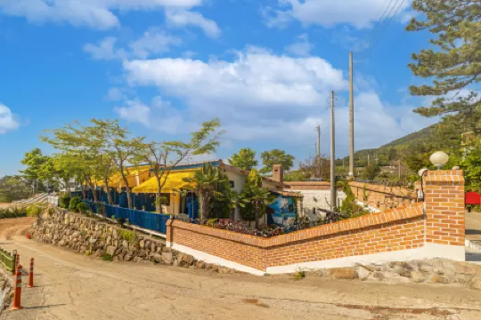 Namhae Arahil Pension