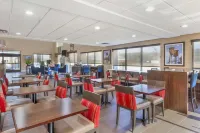 Comfort Suites Wilson - I - 95 - breakfast
