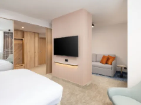 Courtyard Cluj-Napoca Downtown Hotels near British Council Cluj-Napoca