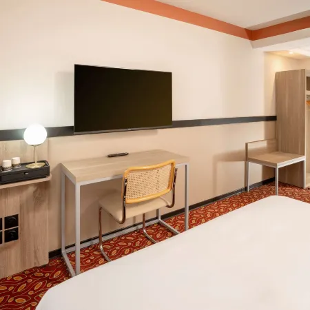 Sure Hotel by Best Western Caen Memorial