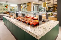 Holiday Inn MANCHESTER AIRPORT by IHG - breakfast