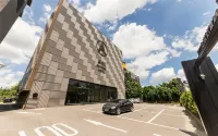 AMI Boutique Hotel