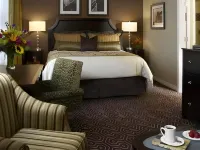 Hotel Julien Dubuque فنادق في دوبوك