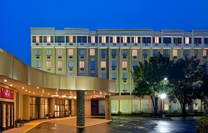 DoubleTree by Hilton Monroe Township Cranbury