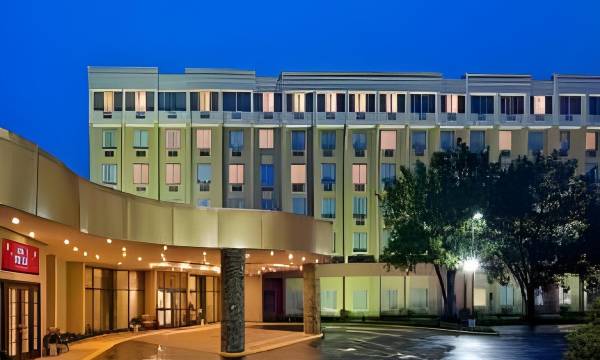 DoubleTree by Hilton Monroe Township Cranbury
