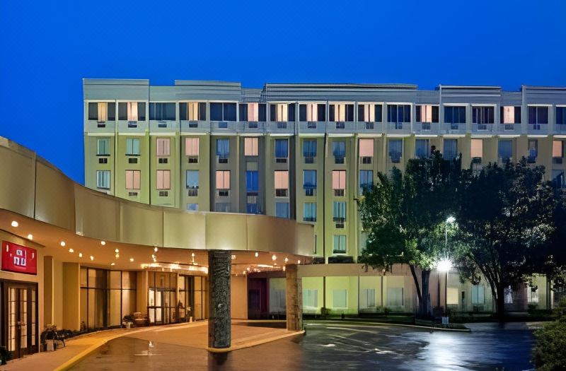 DoubleTree by Hilton Monroe Township Cranbury