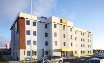 Premiere Classe Sens Nord - Saint CLÉMENT