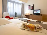 Hotel Simoncini Hotels near Clausen