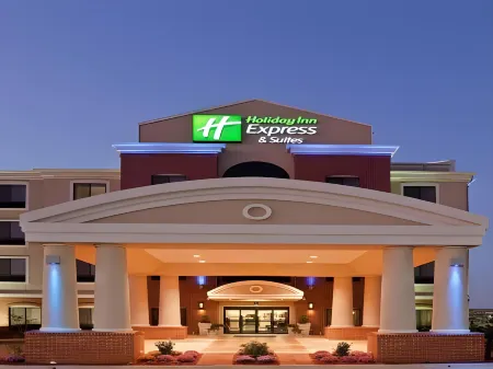 Holiday Inn Express & Suites Oklahoma City West-Yukon