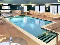 Residence Inn Newport Middletown - Pools