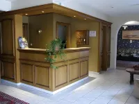 Logis Hôtel Restaurant Hostellerie de l'Étoile - parking