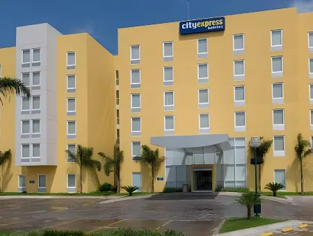 City Express by Marriott Mazatlán