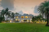 Truliv Villa Ivory Hotel di Covelong