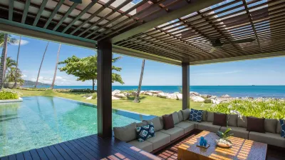 Fashionable Villa Malabar Beachfront 5 Bedrooms Plus 2 Kid's Bedrooms 10+6 Hotels in Na Mueang
