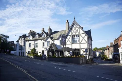 De Trafford Arms by Chef & Brewer Collection - Posadas