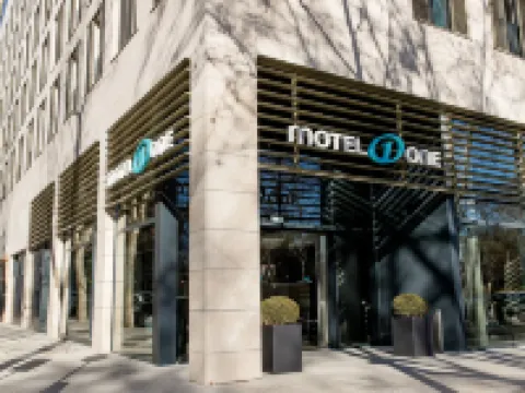 Motel One Barcelona-Ciutadella Hotels near Ciutadella Park