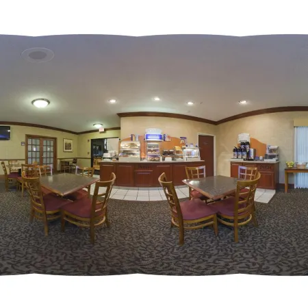 MUNCIE PLACE HOTEL & SUITES by IHG