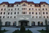 Termez Palace (Termez Palace)