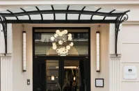 ARTEMISIA MONTMARTRE Hotels in Pigalle