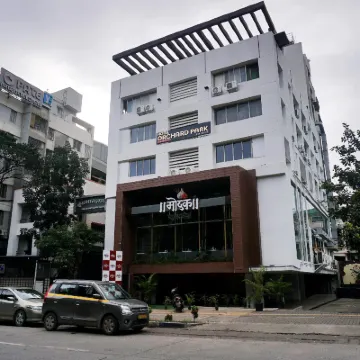 果園公園飯店 Akkalkot Swami Samarth Maharaj Temple附近的飯店