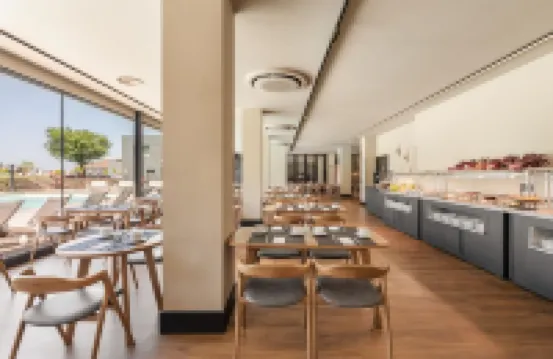 佩雷格里諾霍斯波利亞酒店