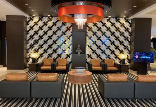 아파 호텔 도쿄 베이 시오미 외관